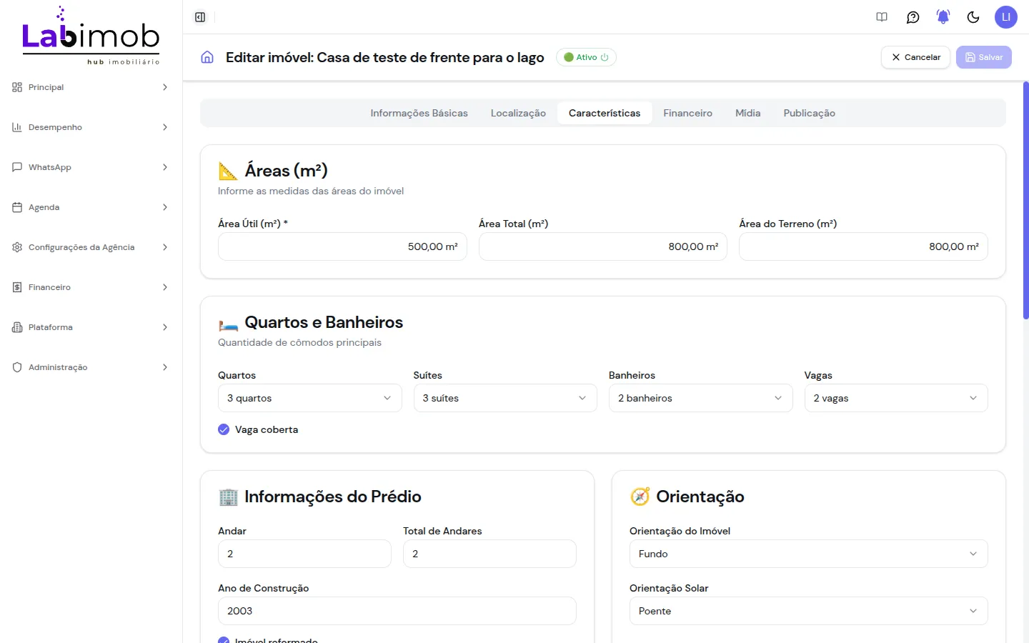 Aba Características com áreas, quartos, vagas e diferenciais